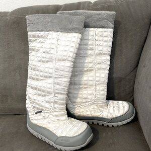 Mountrek Weatherproof Boots Knee High Size 10